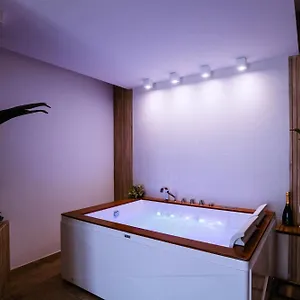 https://appartamento-da-carlo.hotelsalgherosardinia.com